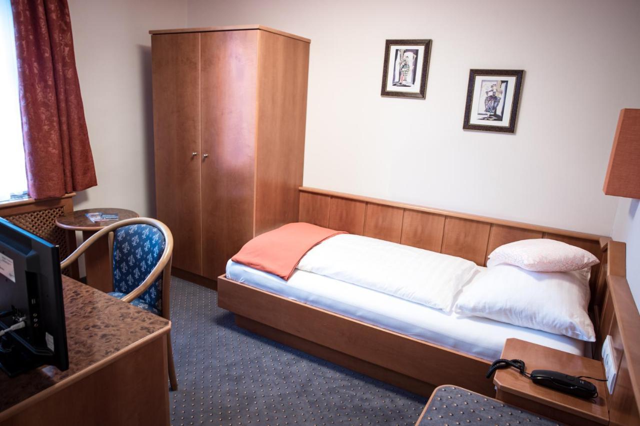 Doktorschlossl Hotel Salzburg Luaran gambar