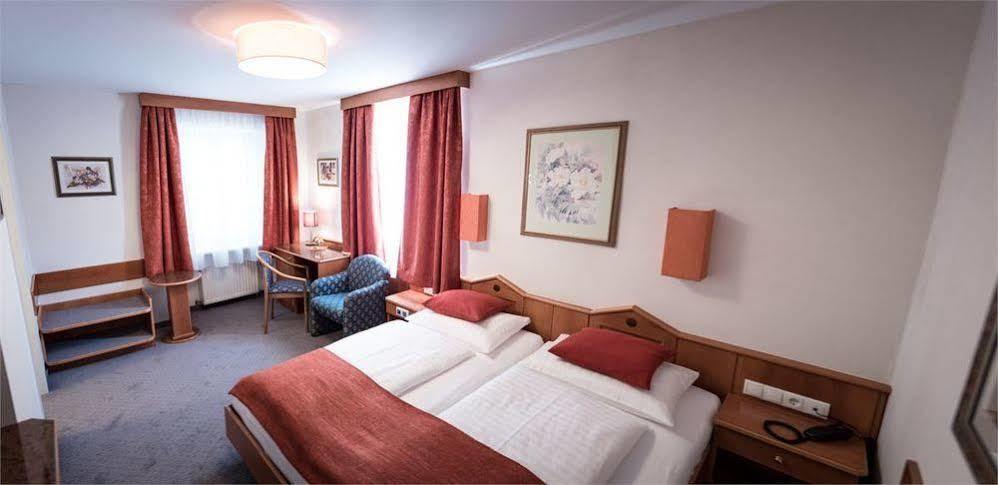 Doktorschlossl Hotel Salzburg Luaran gambar